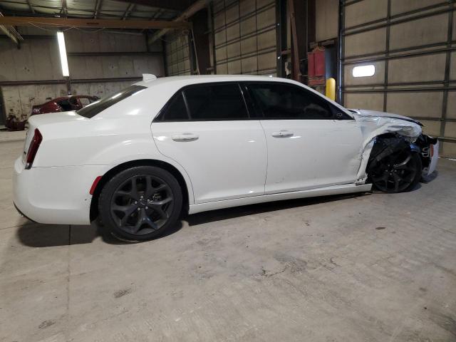 Chrysler 300 Touring Image 2