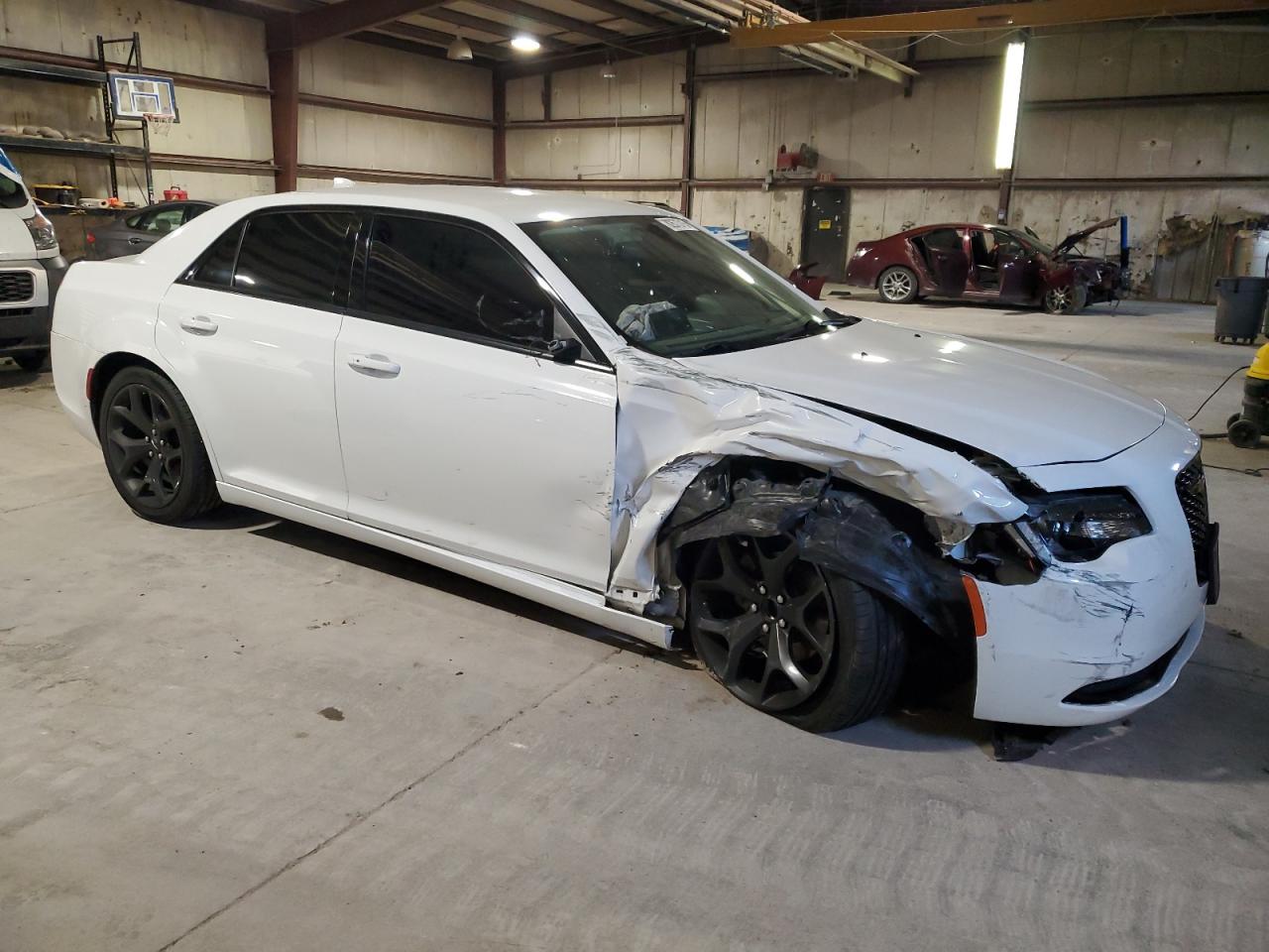 Chrysler 300 Touring Image 6