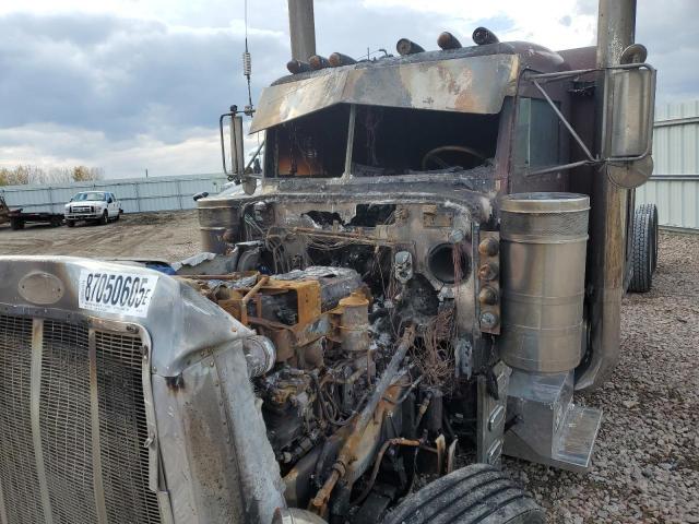 Peterbilt Tractor 379 Image 4