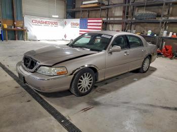  Salvage Lincoln Towncar