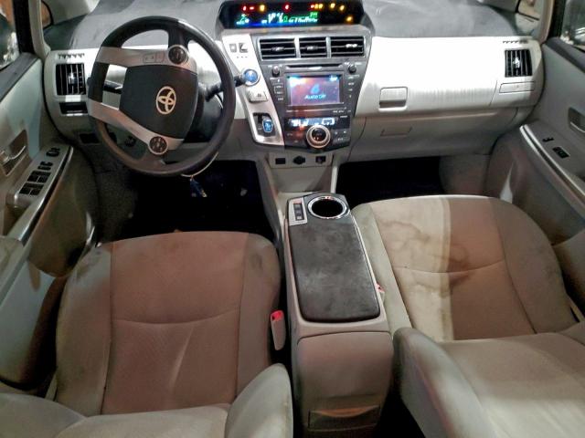 Toyota Prius Image 11