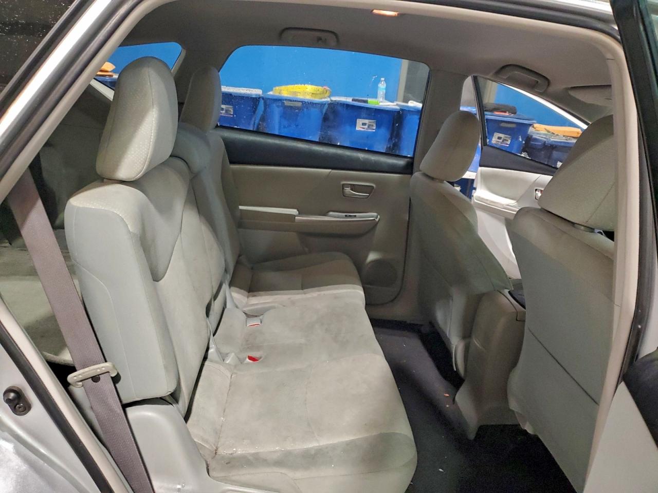 Toyota Prius Image 10