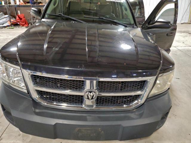 Dodge Dakota Quad Image 9