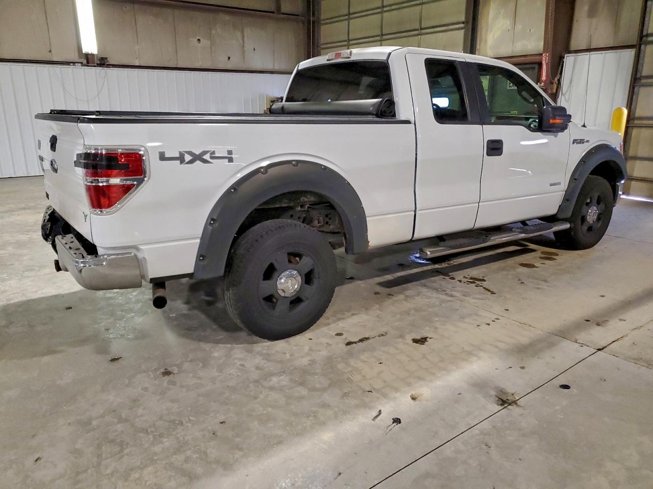Ford F-150 Super Cab Image 3