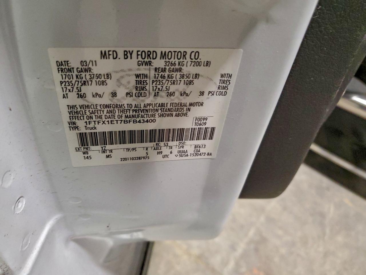 Ford F-150 Super Cab Image 7