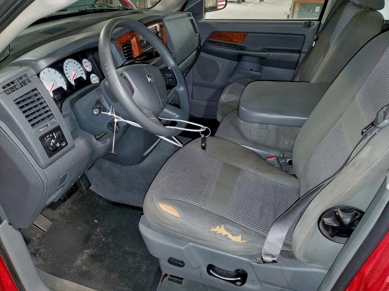 Dodge Ram 1500 St Image 6