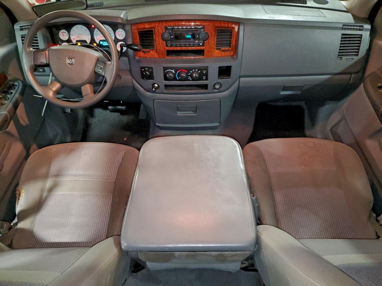 Dodge Ram 1500 St Image 11