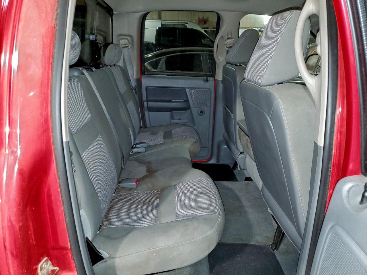 Dodge Ram 1500 St Image 4