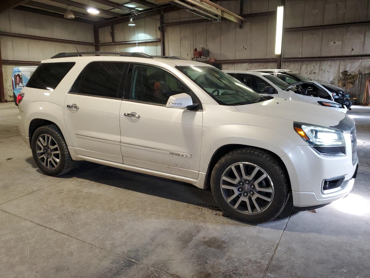 GMC Acadia Denali Image 4