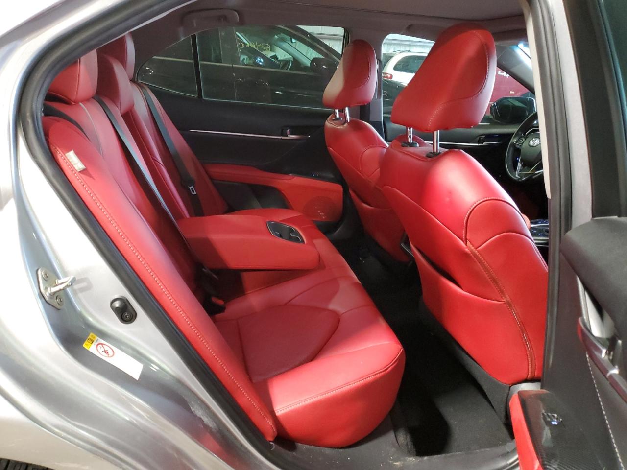 Toyota Camry Xse Image 12