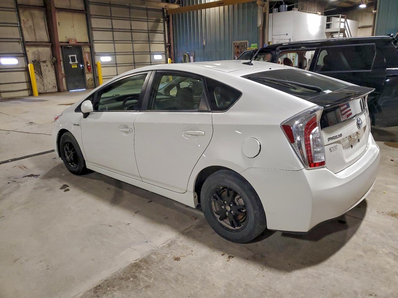 Toyota Prius Image 9