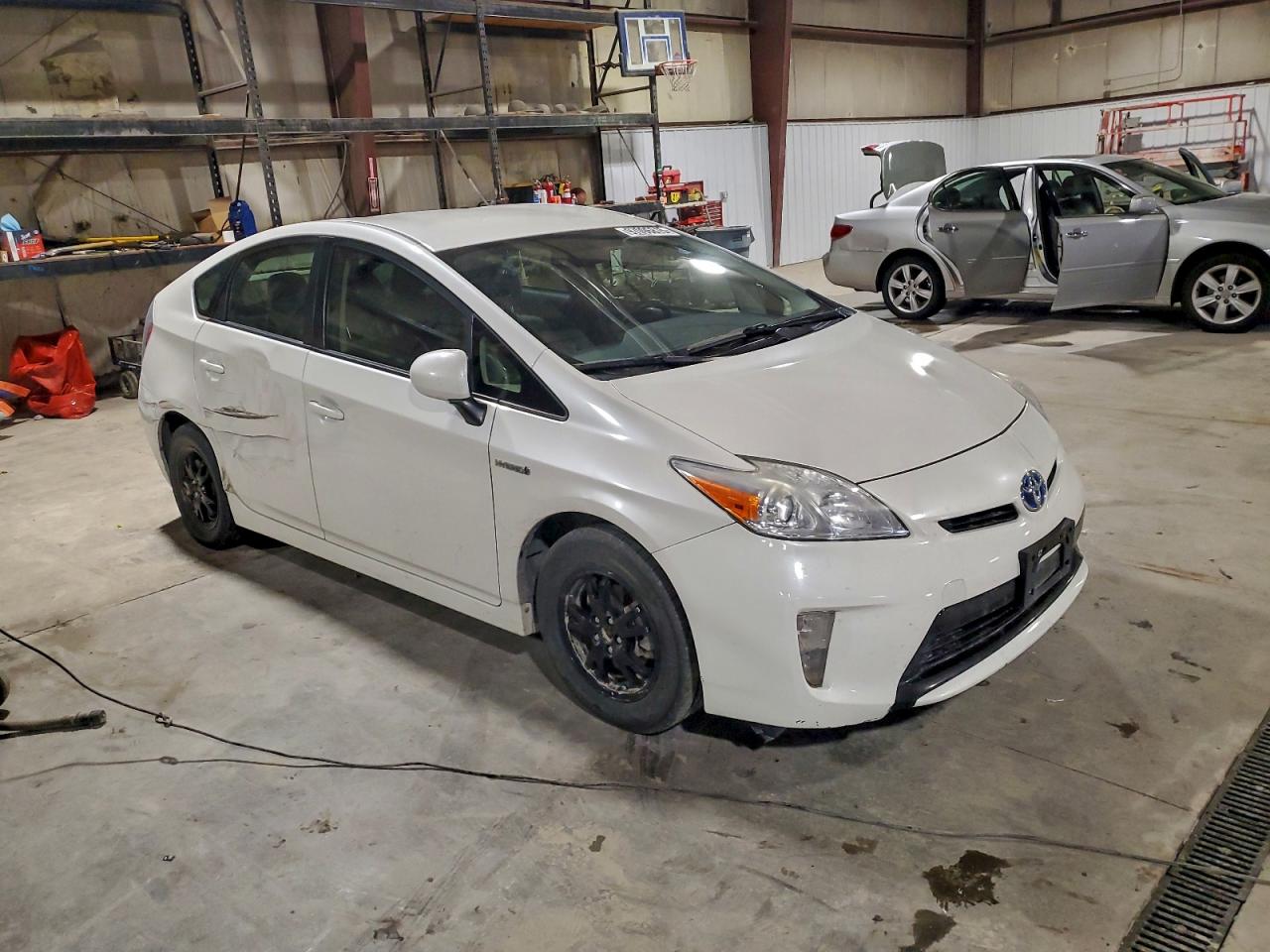 Toyota Prius Image 10