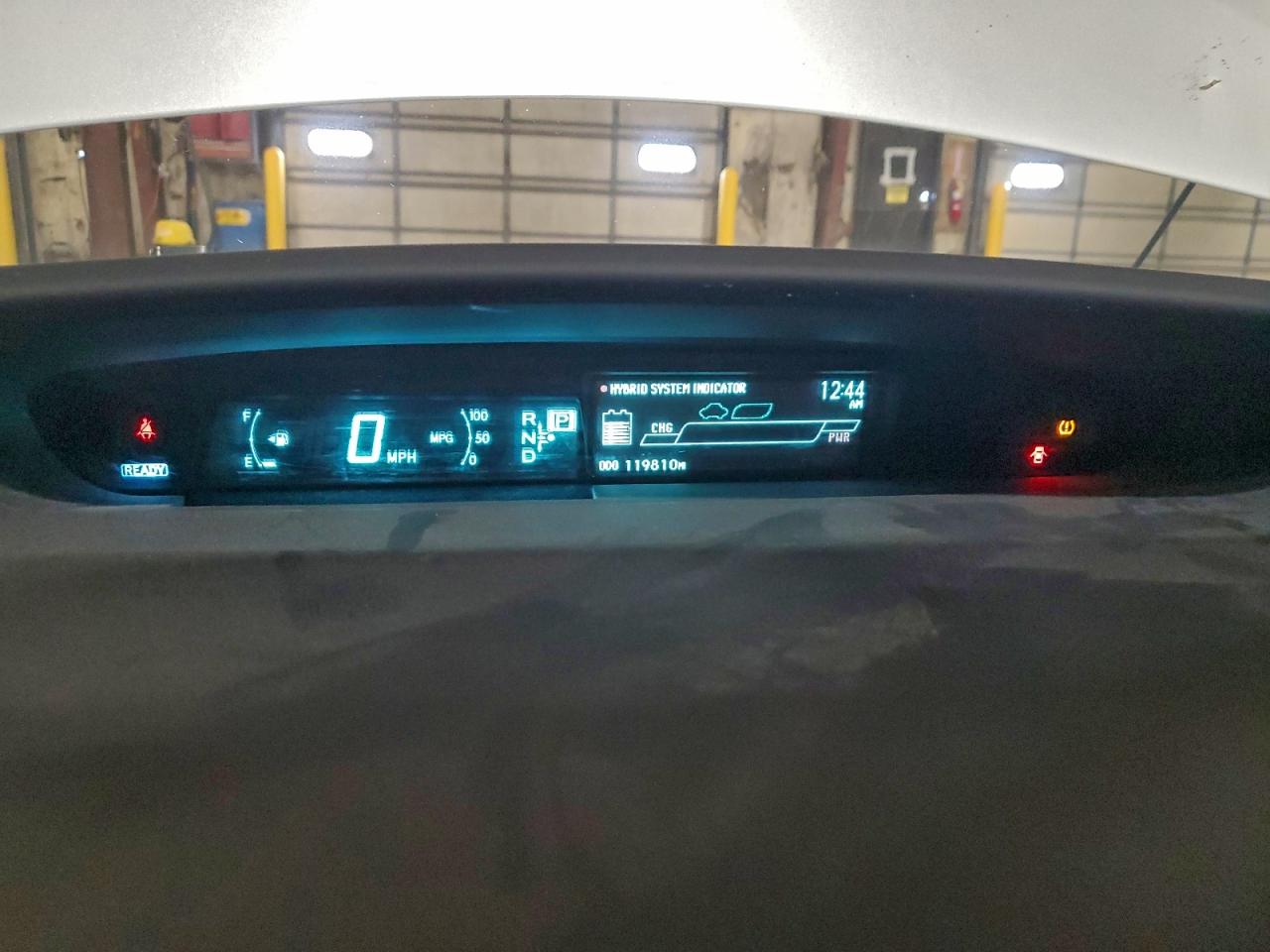 Toyota Prius Image 12