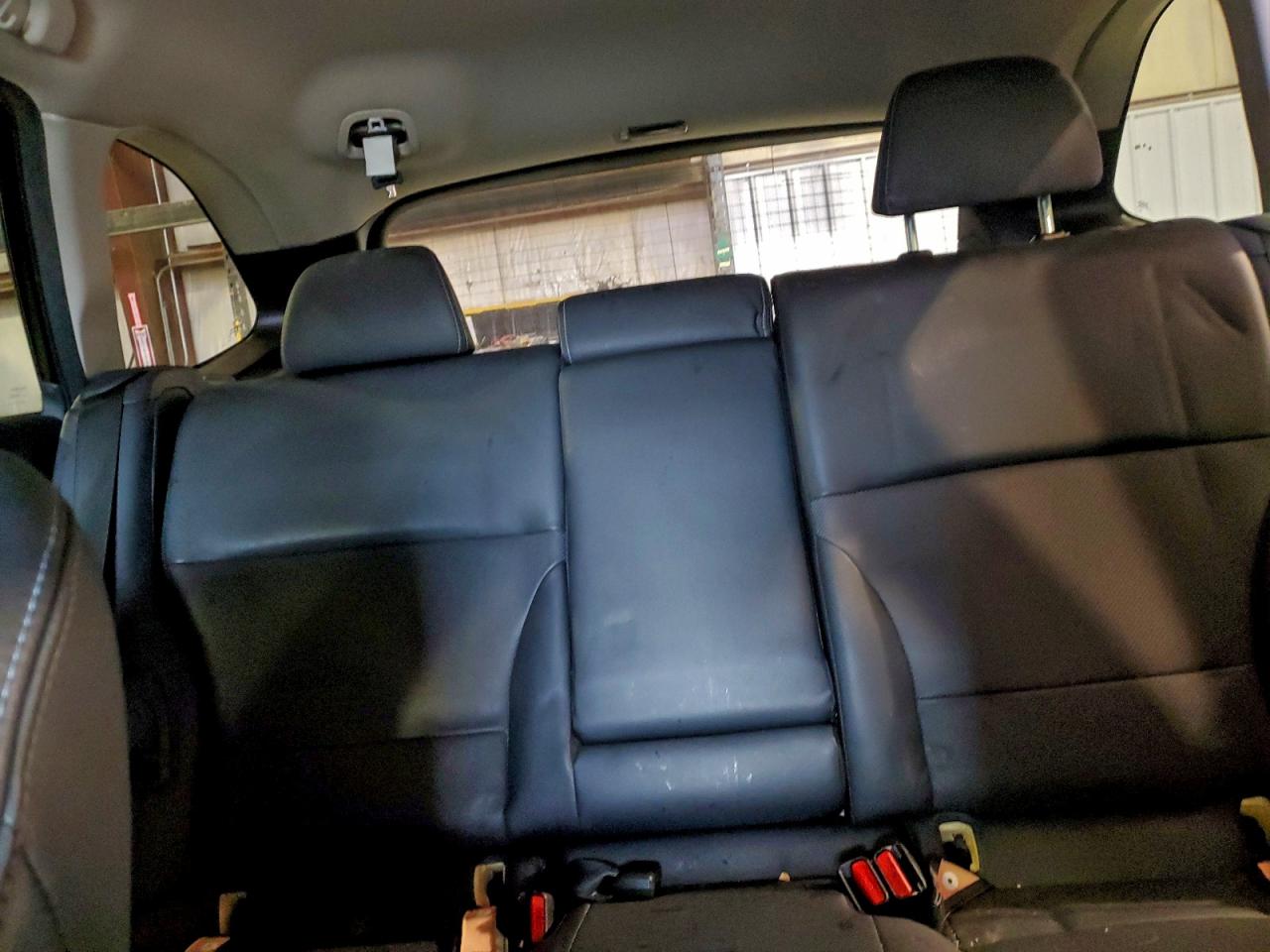 Subaru Outback 3.6r Limited Image 10