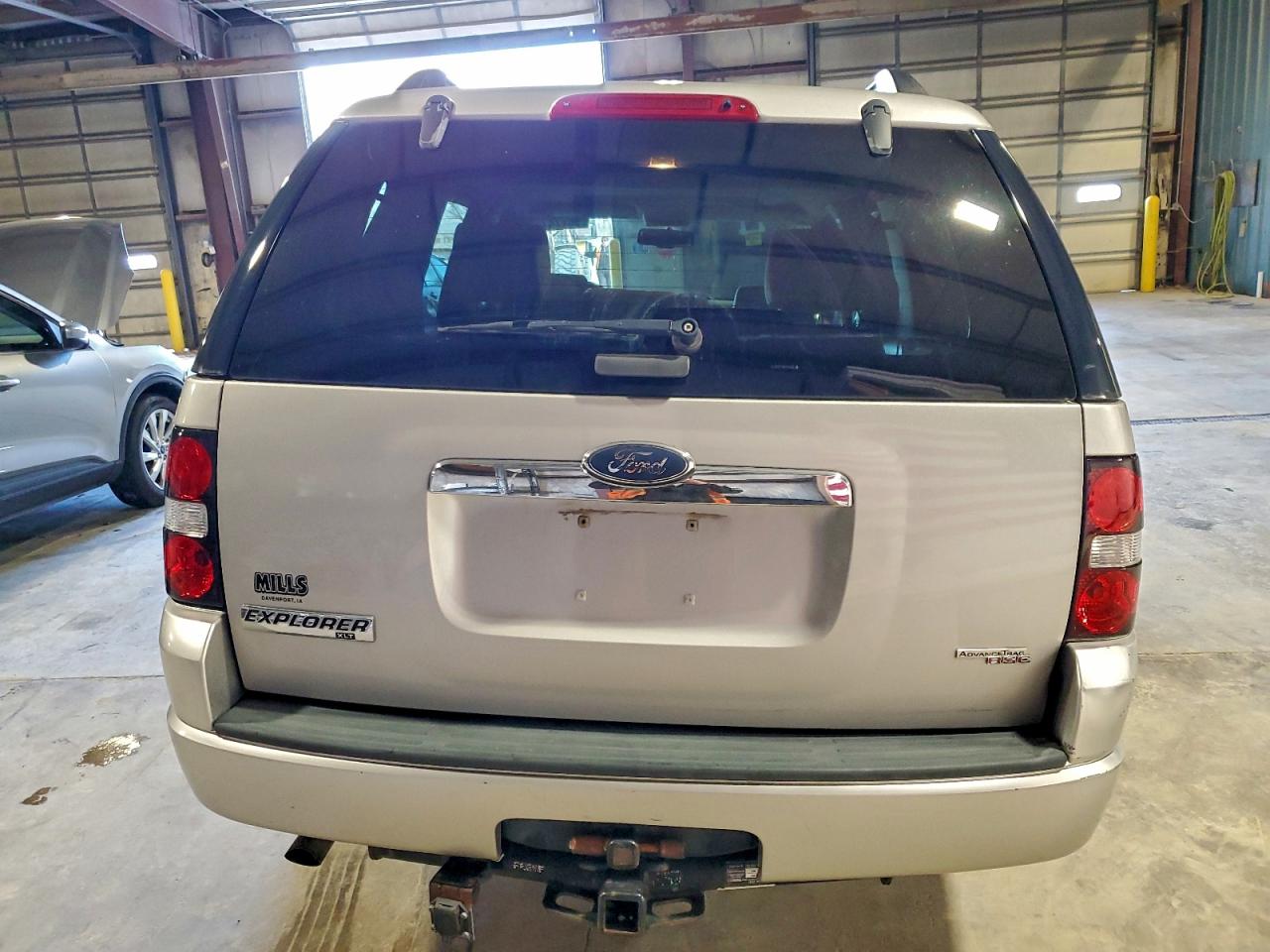 Ford Explorer Xlt Image 13