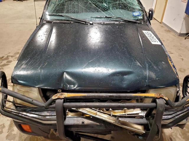 Toyota Tacoma Xtracab Image 8