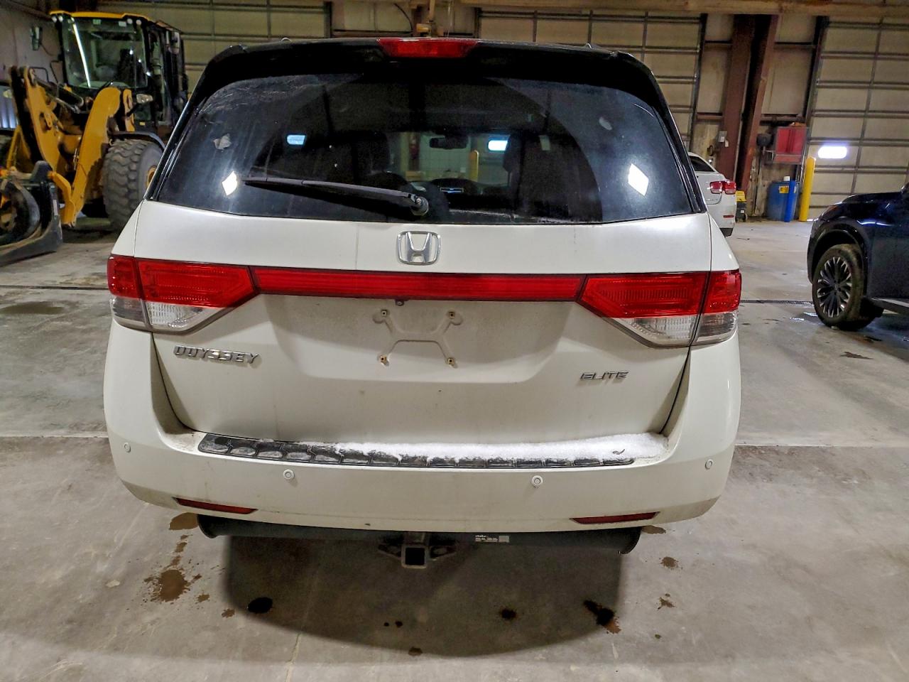 Honda Odyssey Touring Image 4