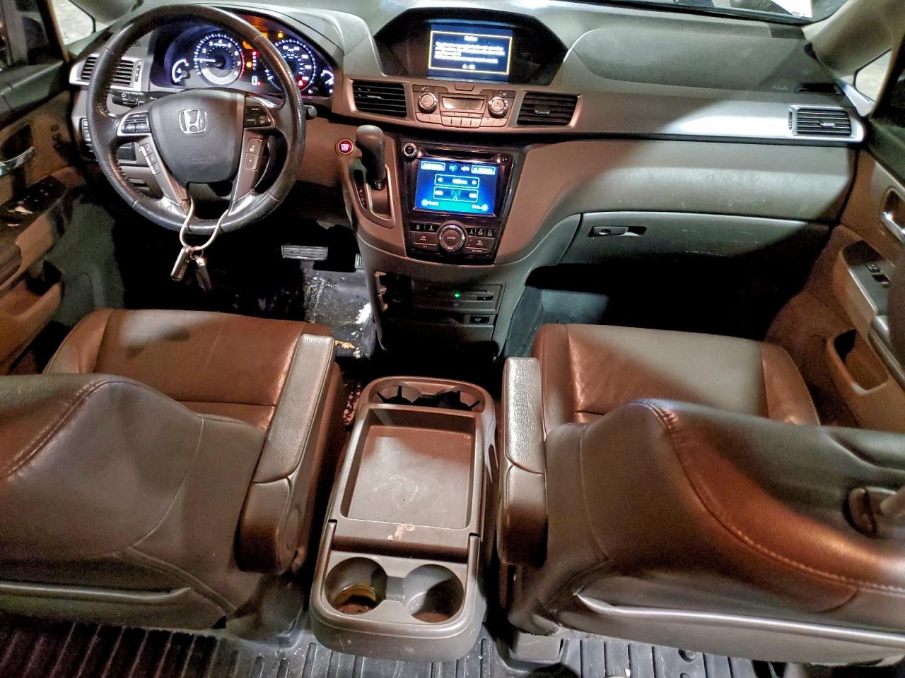 Honda Odyssey Touring Image 13