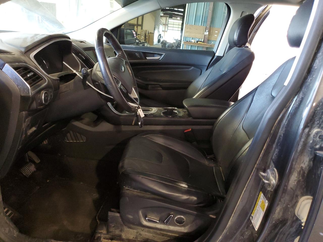 Ford Edge Titanium Image 6