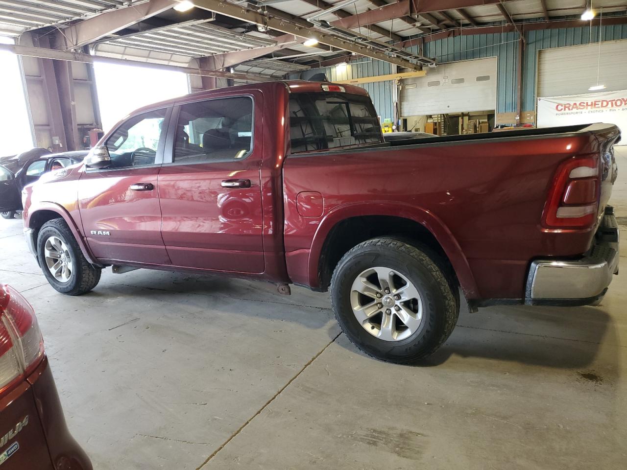 Ram 1500 Laramie Image 12