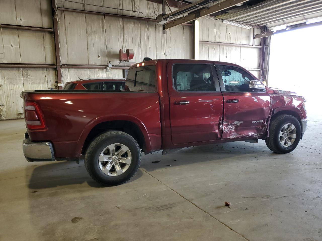 Ram 1500 Laramie Image 2