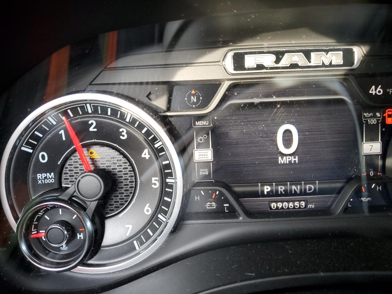 Ram 1500 Laramie Image 10