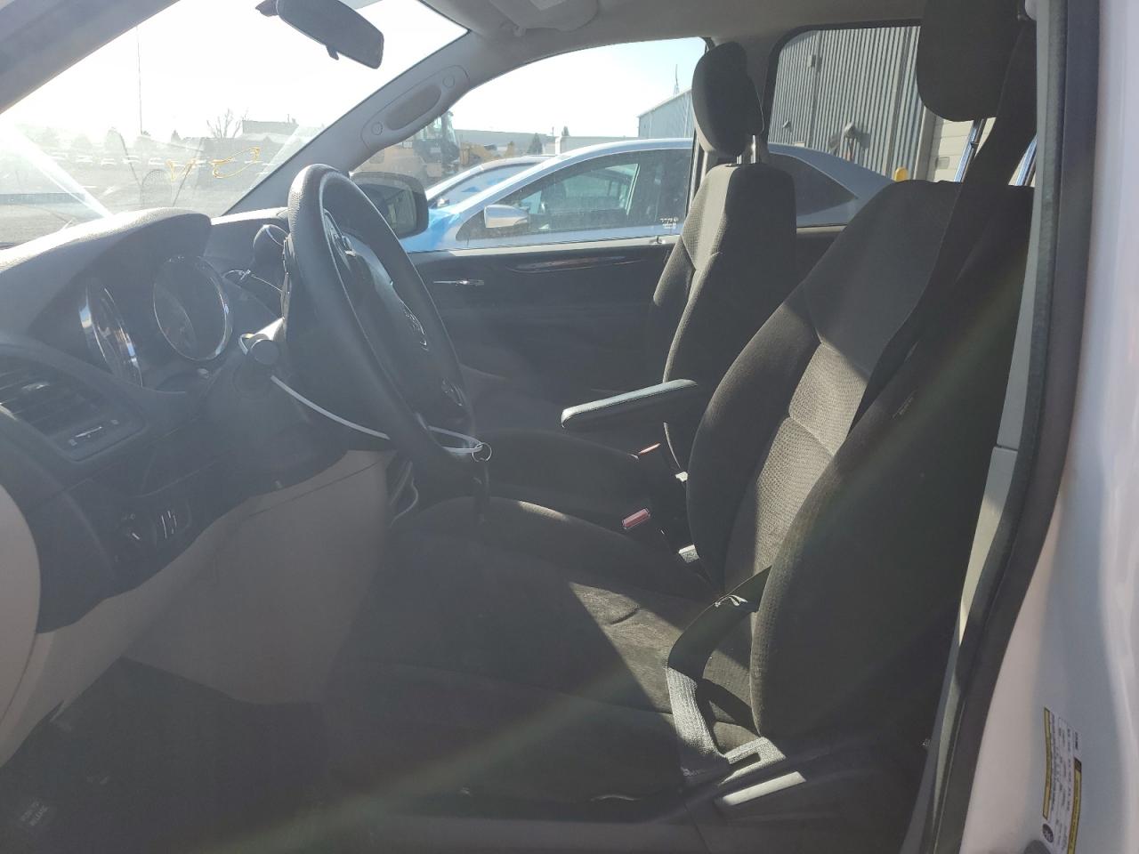 Dodge Caravan Se Image 2