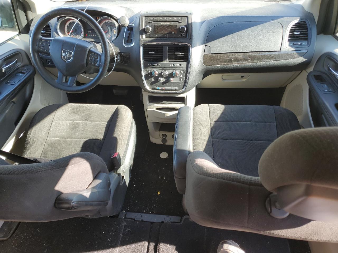 Dodge Caravan Se Image 6