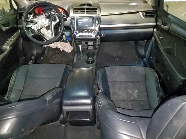 Toyota Camry L Image 4