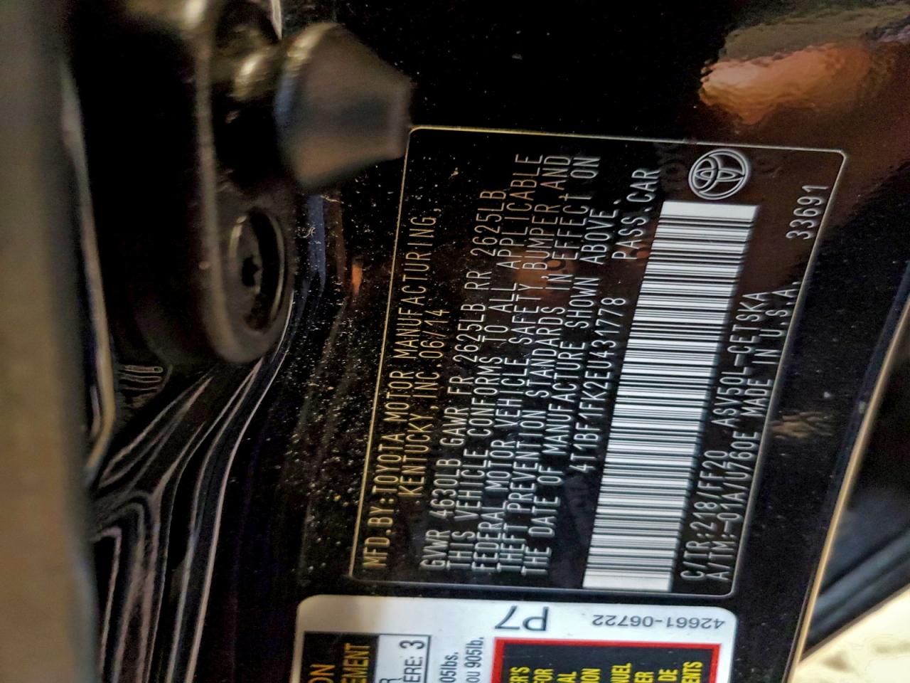 Toyota Camry L Image 12