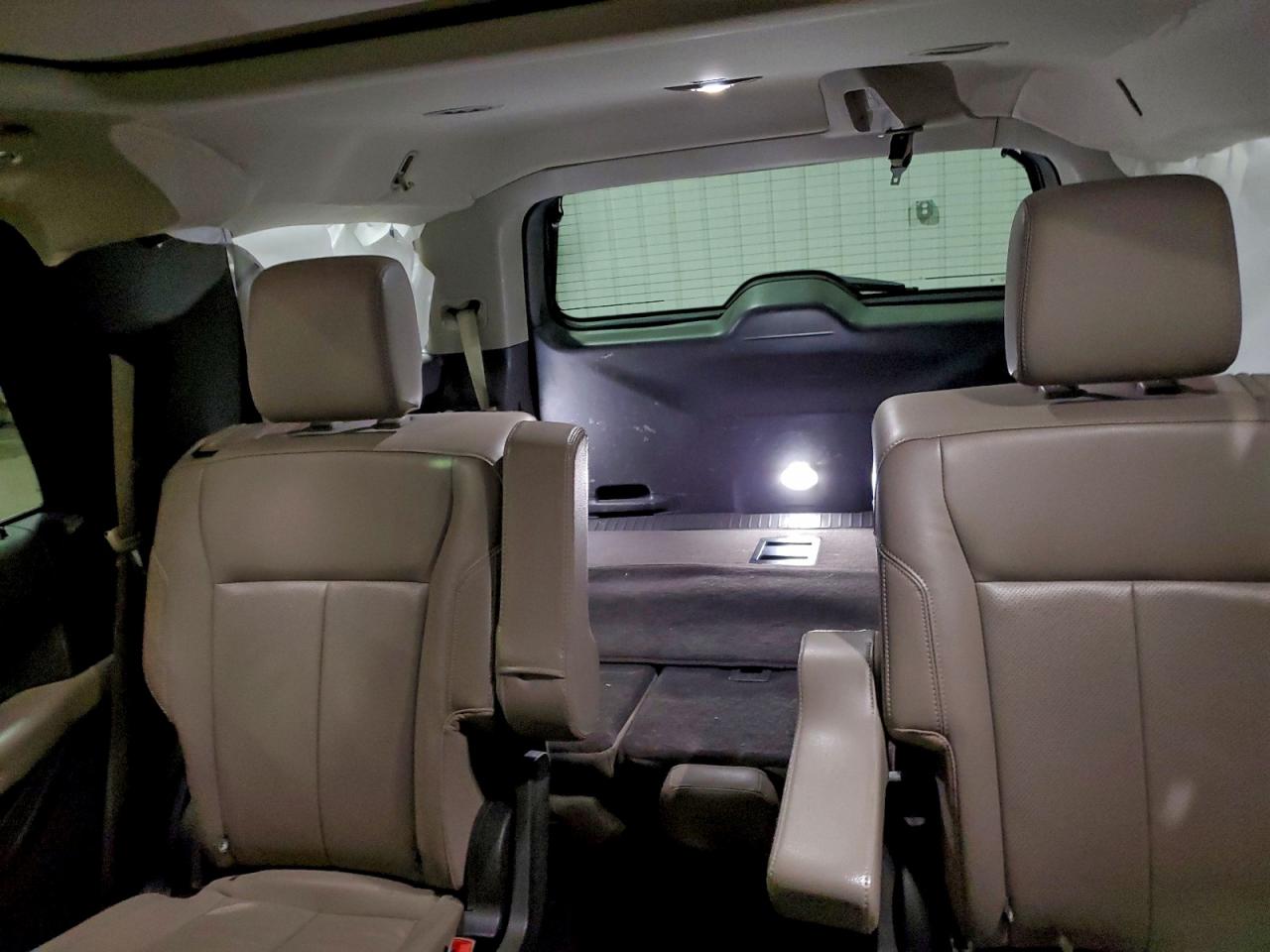 Ford Expedition Xlt Image 12