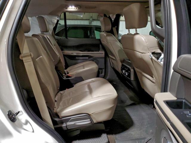 Ford Expedition Xlt Image 11