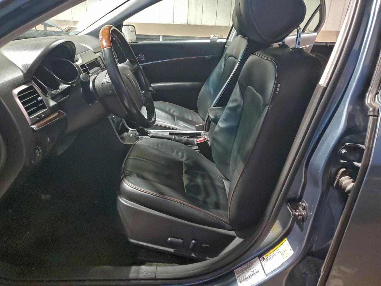 Lincoln MKZ Image 10