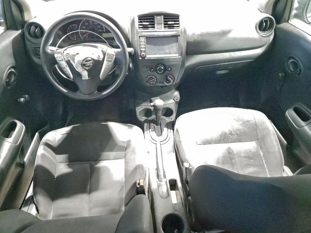 Nissan Versa S Image 6