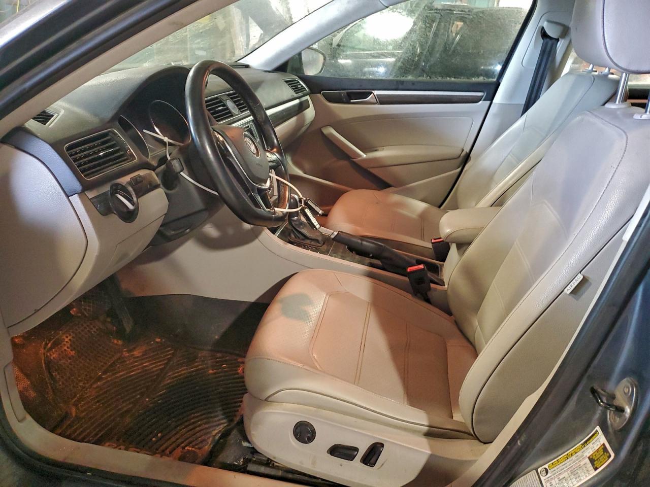 Volkswagen Passat Se Image 2