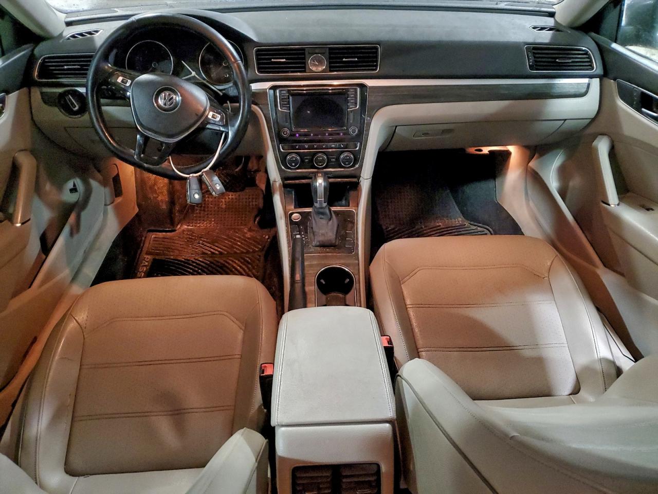 Volkswagen Passat Se Image 4