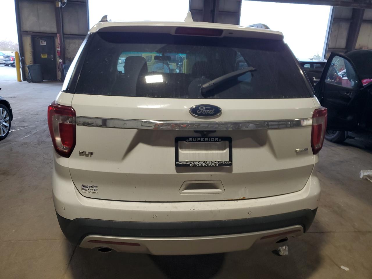 Ford Explorer Xlt Image 7
