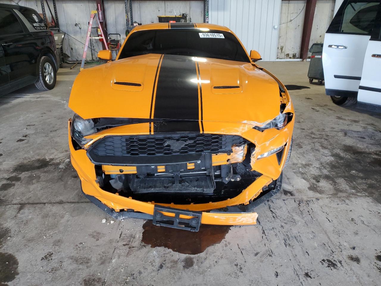 Ford Mustang Image 5