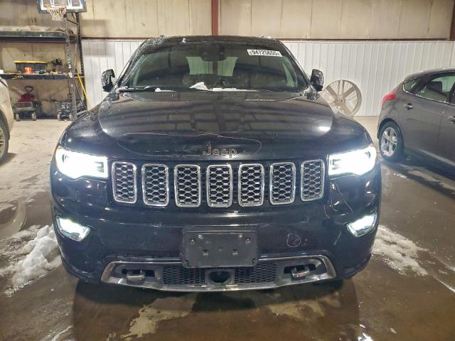 Jeep Grand Cherokee Overland Image 3