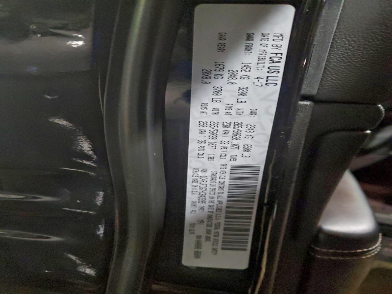 Jeep Grand Cherokee Overland Image 13