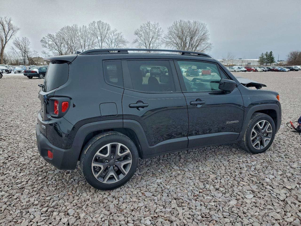 Jeep Renegade Latitude Image 3