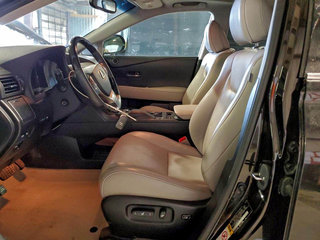 Lexus RX 350 Base Image 10