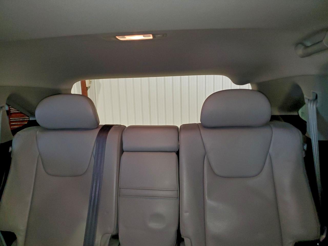 Lexus RX 350 Base Image 13