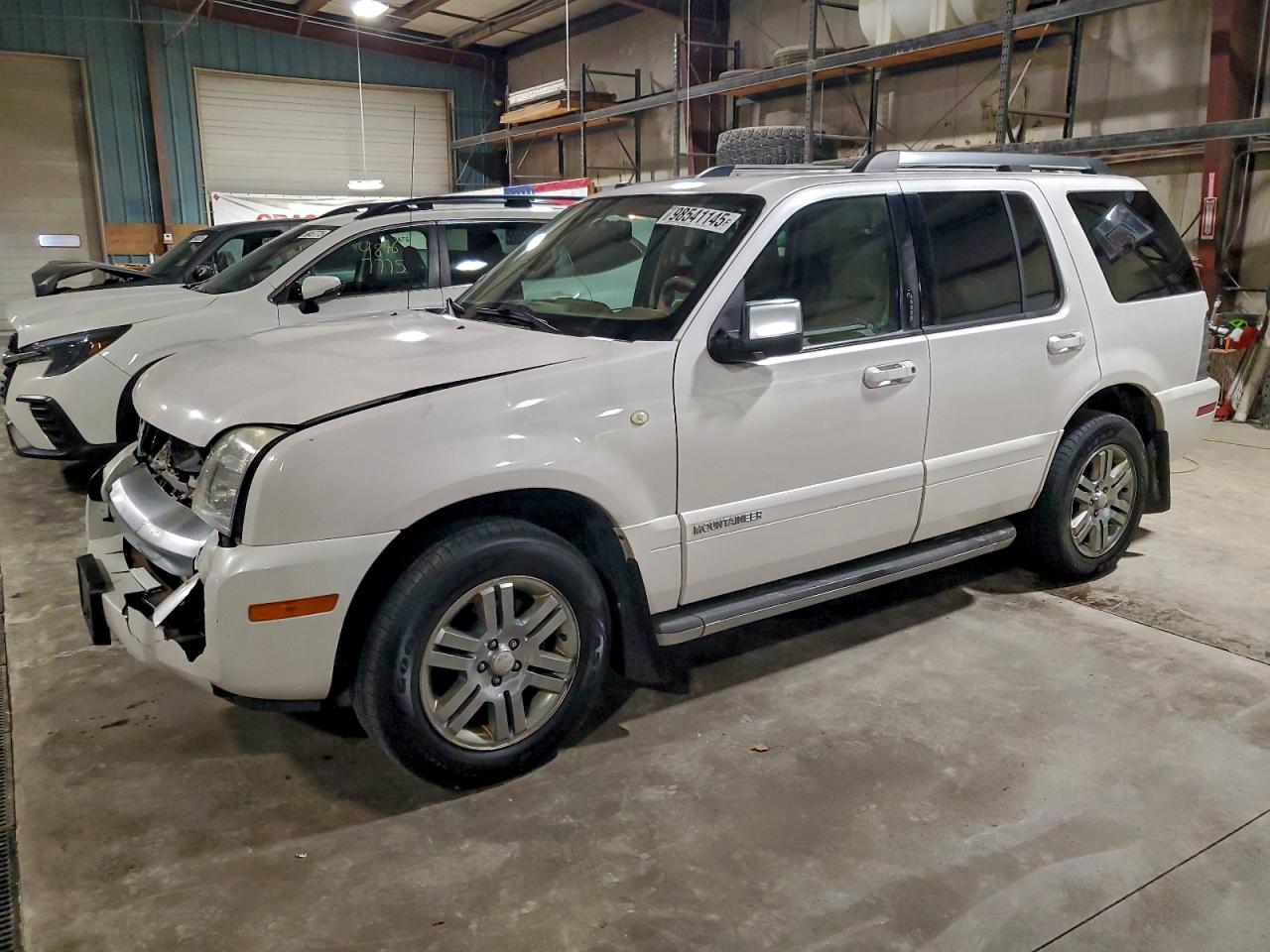 Mercury Mountainer Premier Image 1