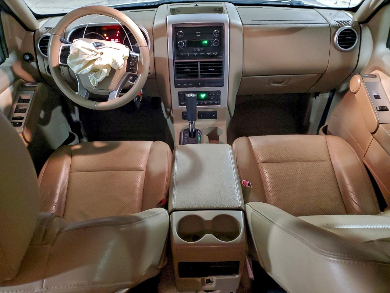 Mercury Mountainer Premier Image 9