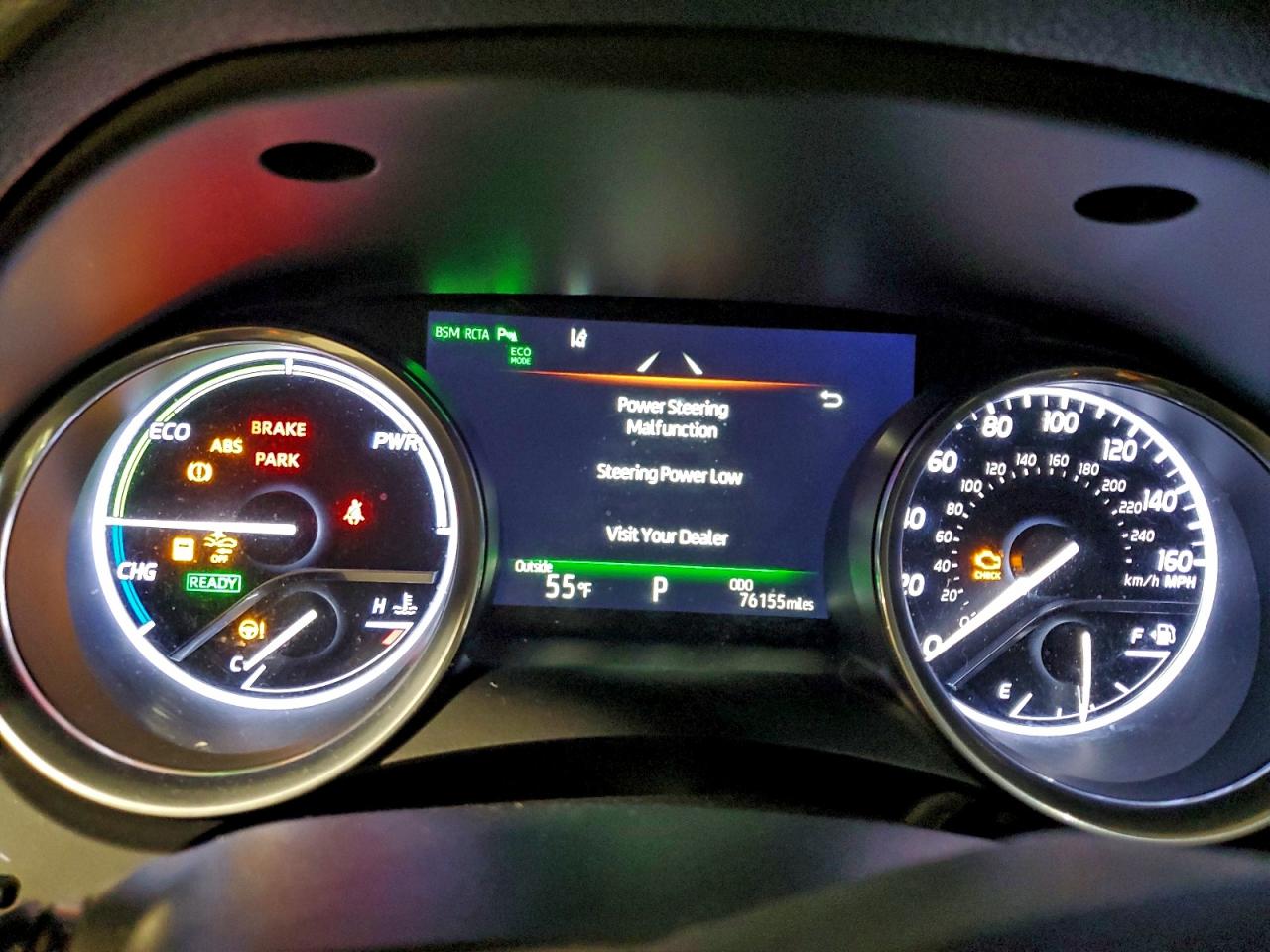 Toyota Camry Hybrid Image 7