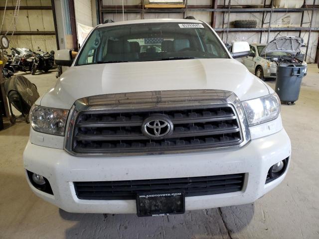 Toyota Sequoia Sr5 Image 2