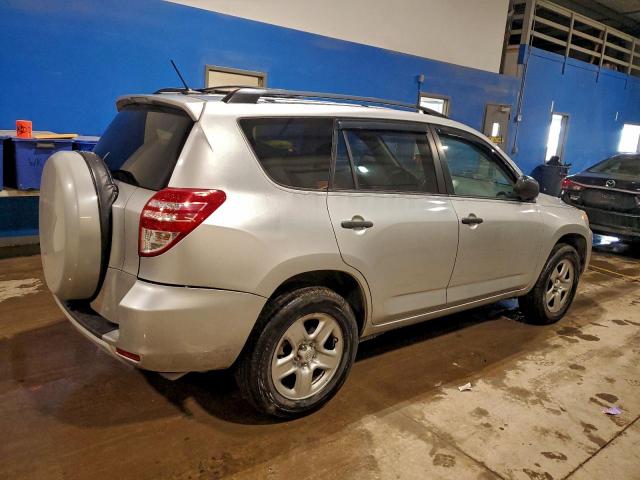Toyota RAV4 Image 4