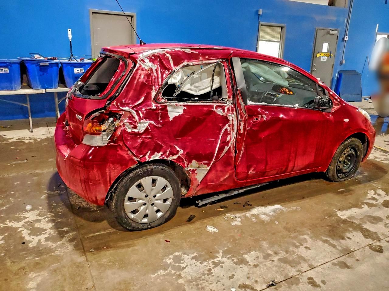 Toyota Yaris Image 2