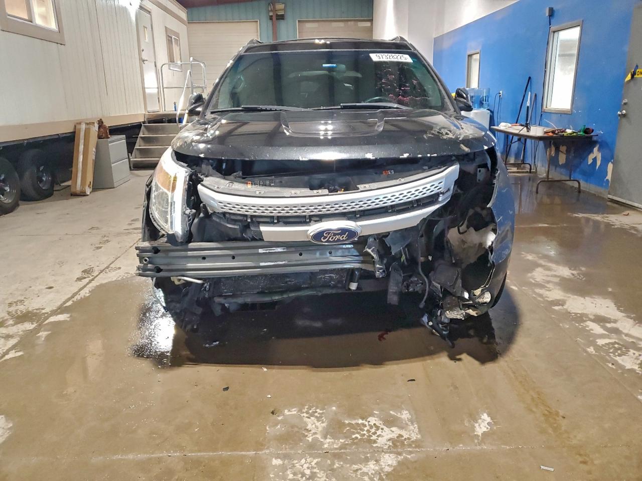 Ford Explorer Xlt Image 6